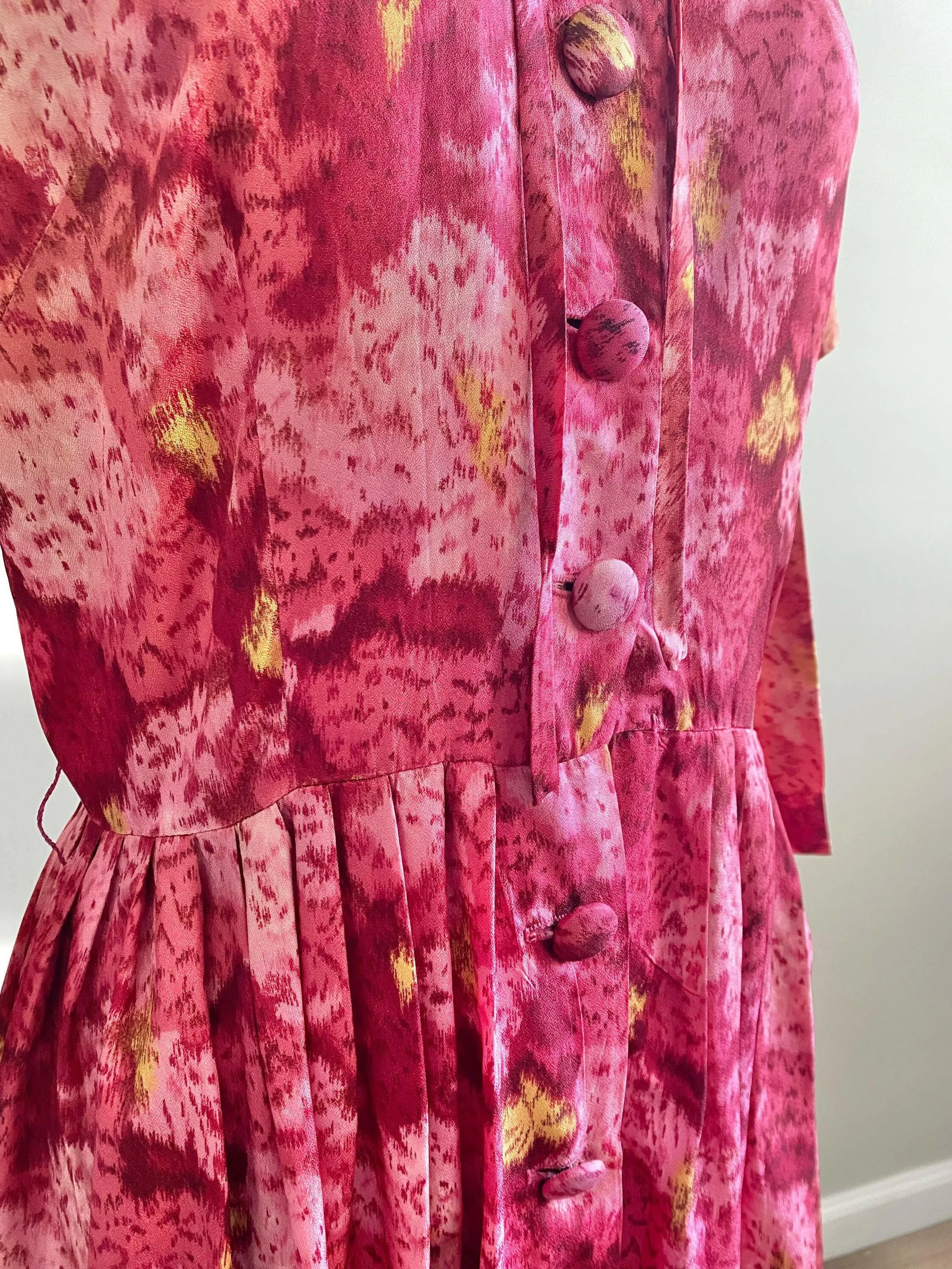 Vintage 1950s Watercolor Floral Dress / 50s Secretary dress Size XL